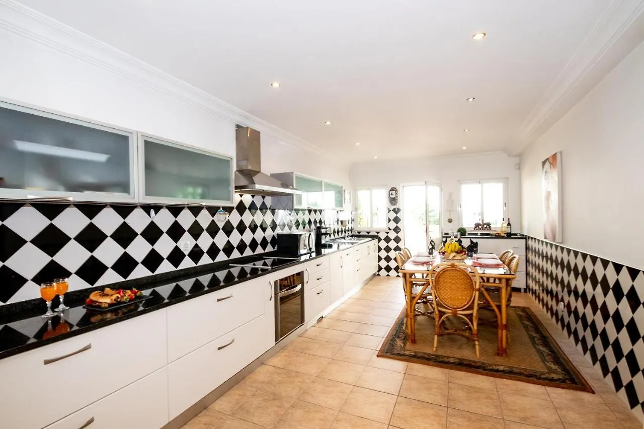 Villa Saint Thomas By Algarve Vacation Carvoeiro  Carvoeiro (Lagoa)