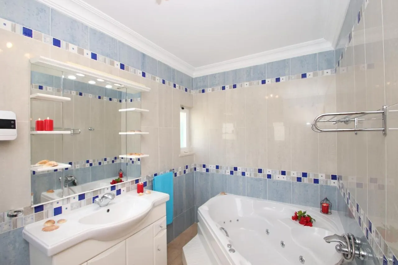 Holiday home Villa Saint Thomas By Algarve Vacation Carvoeiro
